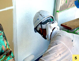 塗装工事のSTEP6下地材を塗る下塗り作業11