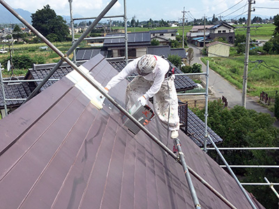 屋根塗装下塗り(エコサーモAP)