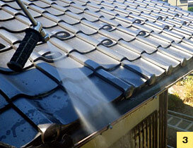 塗装工事のSTEP4外壁や屋根の高圧洗浄03