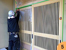 長野県、岐阜県の塗装工事 長野市のお客様の例 STEP5塗装面以外の養生 長野市のお客様の例 長野の外壁塗装・屋根塗装はアップルペイント